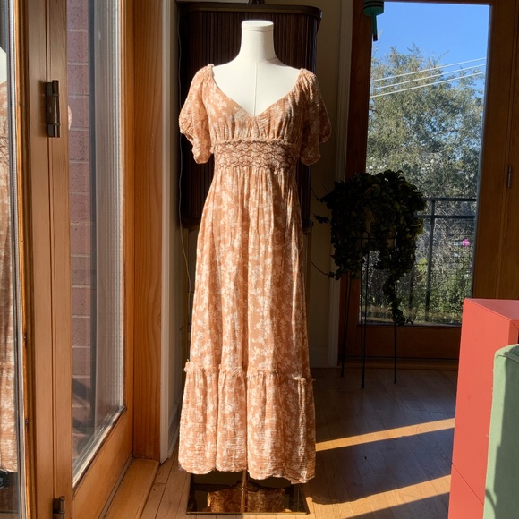 Free People Ellie Print Smocked Midi Dress In Neutral - Picture 4 of 10